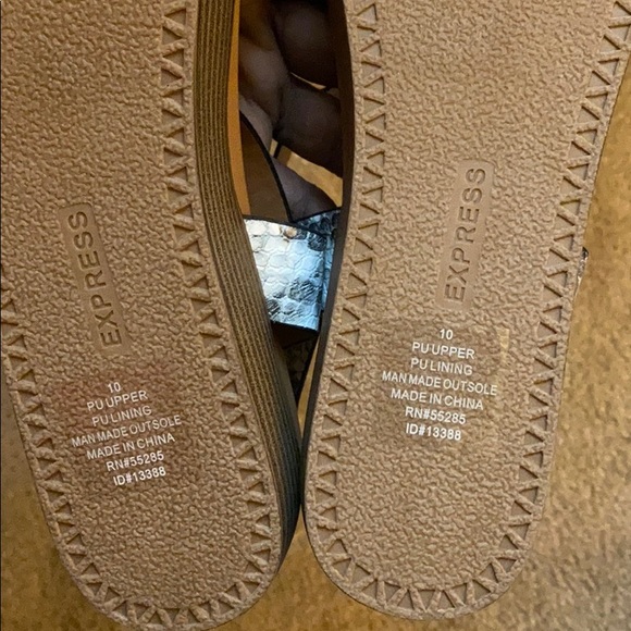 COPY - Express Snake Animal Print Platform Sandals - Picture 3 of 3